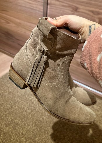 Püsküllü Süet Kadın Bot - Bej - Görsel 3