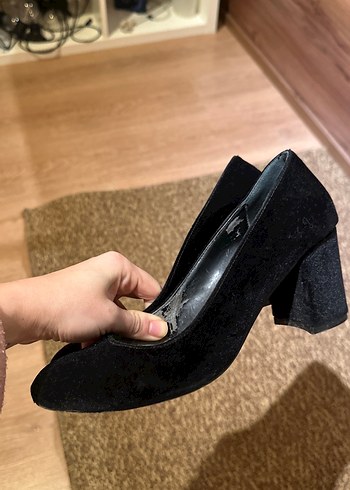 Siyah Kadın Topuklu Klasik Stiletto - Görsel 3