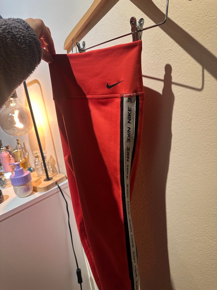 Kırmızı Kadın Spor Tayt Velcro Detaylı - Görsel 2