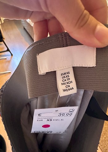 H&M Siyah Parlak Pantalon