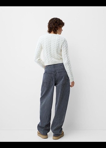 s Beden gri Renk Çizgili Gri Beyaz Denim Kadın Pantolon 36 38 beden bershka