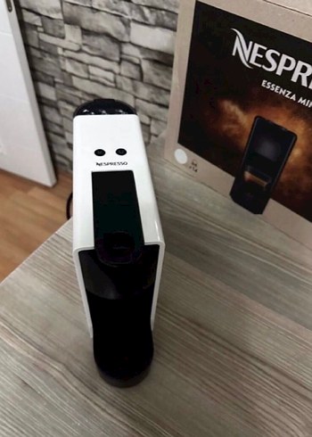 Nespresso Nespresso Essenza Mini Beyaz Kahve Makinesi