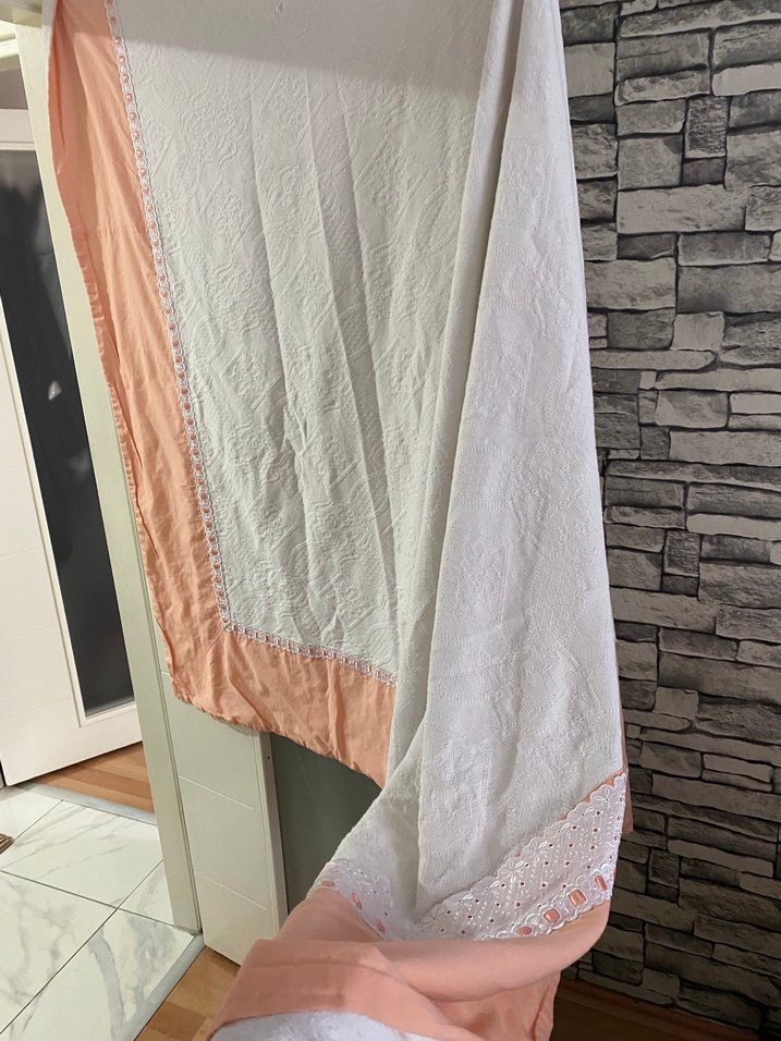 Nakışlı yatak örtüsü - Görsel 4