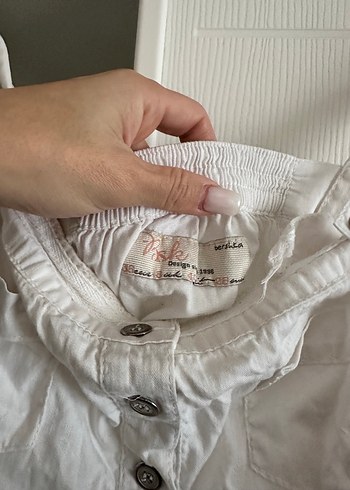 Bershka Düğmeli Beyaz Keten Mini Tulum - Görsel 4