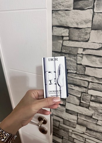 Dior Beyaz serum  Maskara - Görsel 3