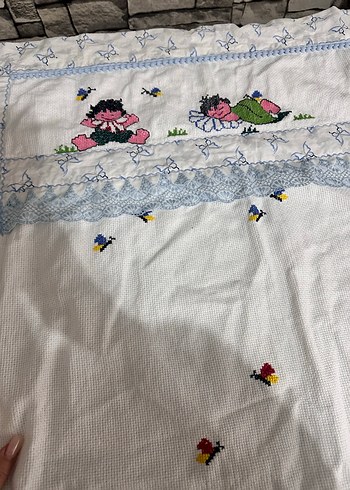Nakışlı Pastel Renkli Çocuk Battaniyesi - Görsel 3