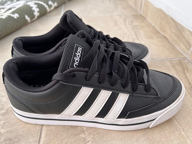 42 Beden Orijinal Adidas Retrovulc gw8371 ayakkabı temiz