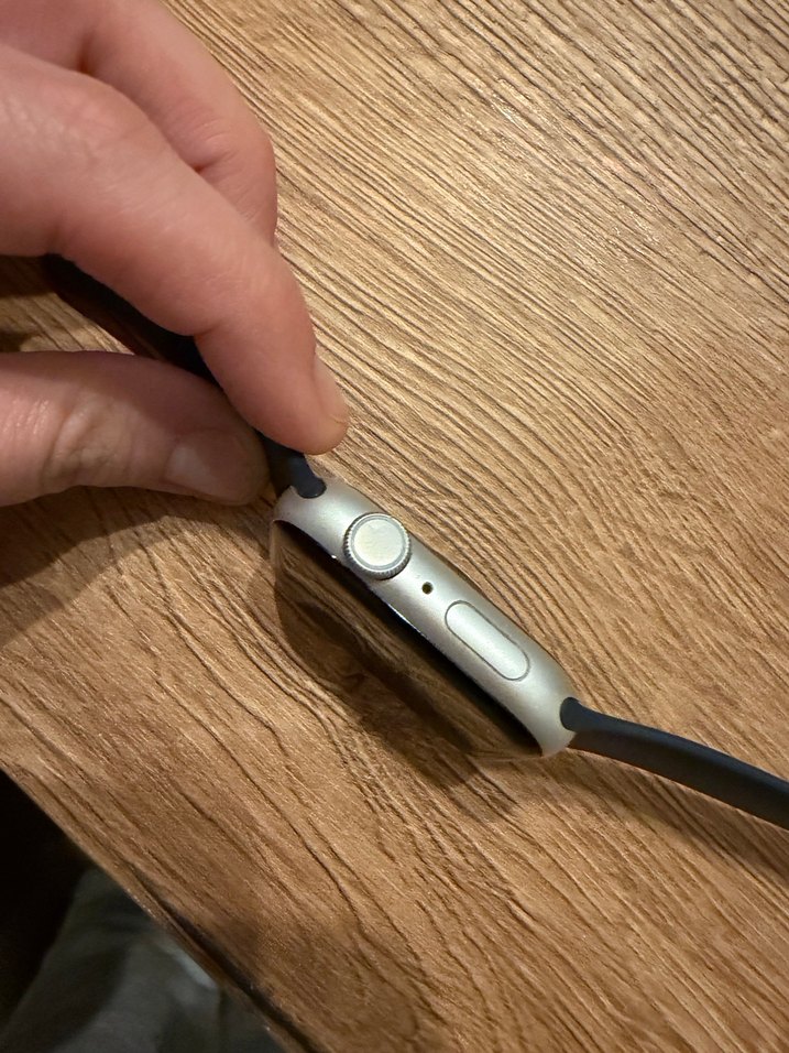 Apple Watch 9 45mm - Görsel 4