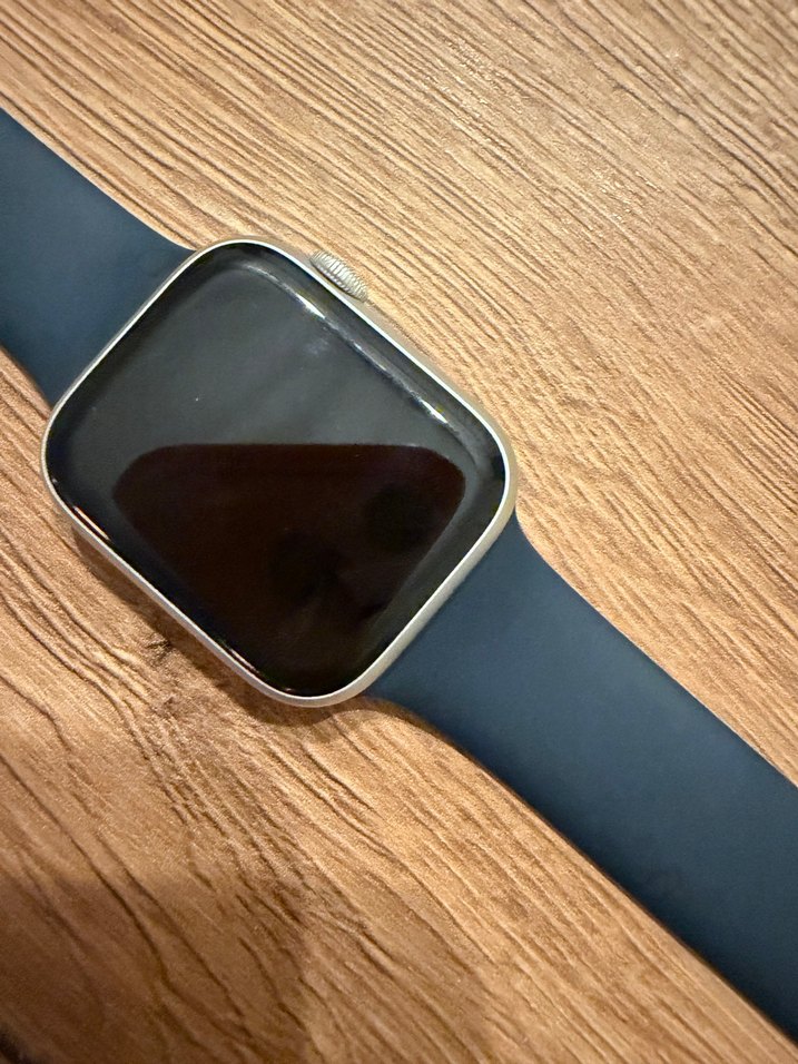 Apple Watch 9 45mm - Görsel 3