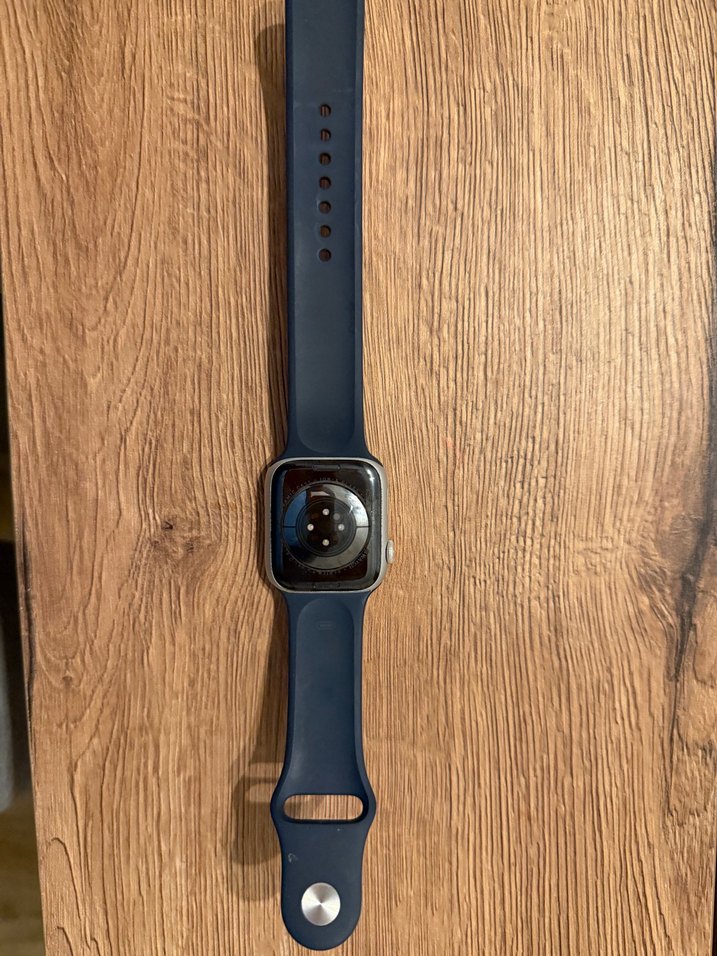 Apple Watch 9 45mm - Görsel 2