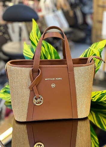  Beden Michael kors çanta 