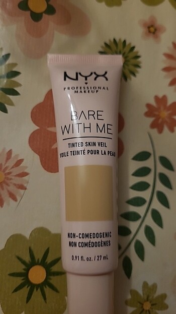 Nyx Bare With Me tinted skin veil