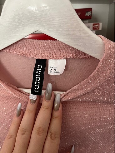 H&M pembe simli tül üst