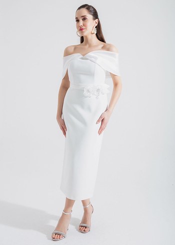 Kadın beyaz kayık yaka fiyonklu midi elbise - Görsel 2