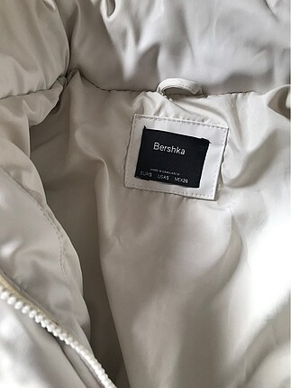 s Beden BERSHKA MONT