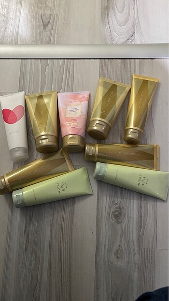 3 adet #avon #vücutkremi #parfümlüvücutkremi - Görsel 6