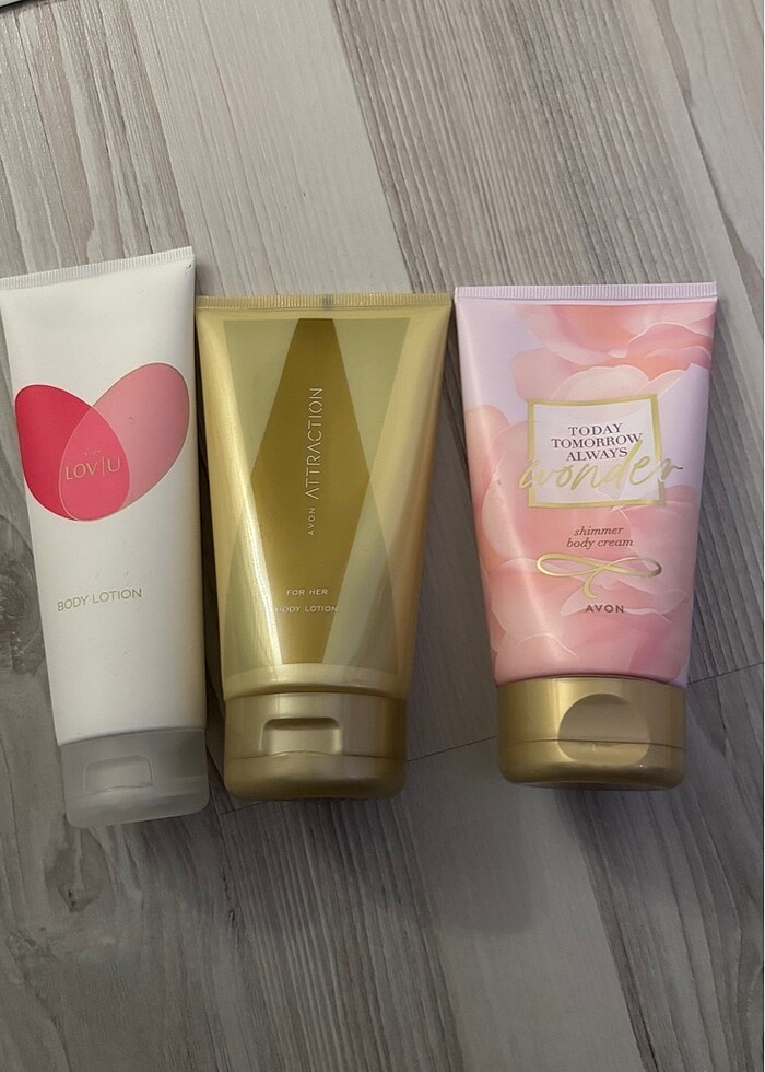 3 adet #avon #vücutkremi #parfümlüvücutkremi - Görsel 2