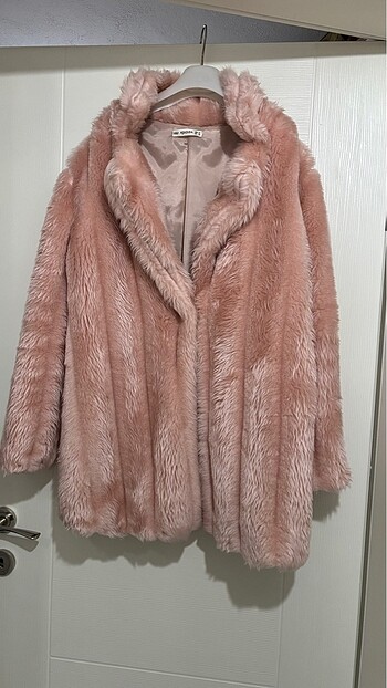 Zara Pembe aahte kürk M beden sadece 2 defa giyildi #yapaykürk #pembe
