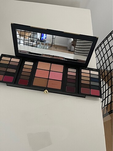 Estee Lauder Makyaj seti