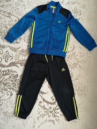orjinal Adidas Eşofman Takımı 