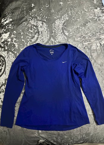 Nike Kadin Lacivert Uzun Kollu Spor Tisort