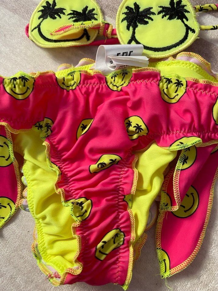 Sarı Renkli Pop Art Desenli Kız Bikini - Görsel 2