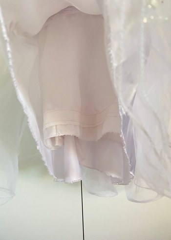 Kız Çocuk Beyaz Dantel İşlemeli gelinlik - Görsel 4