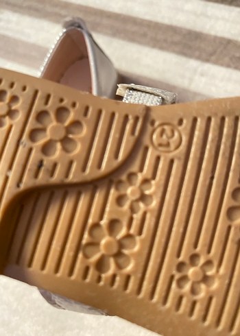 Kız Çocuk Beyaz Tokalı Babet Ayakkabı - Görsel 5