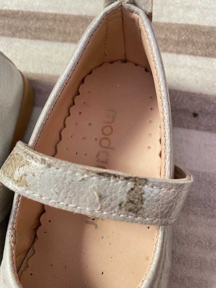 Kız Çocuk Beyaz Tokalı Babet Ayakkabı - Görsel 3