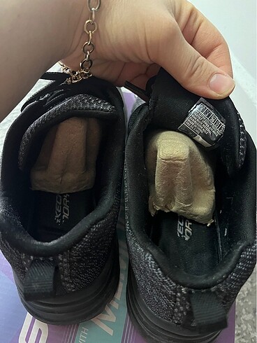 36 Beden Skechers ayakkabı