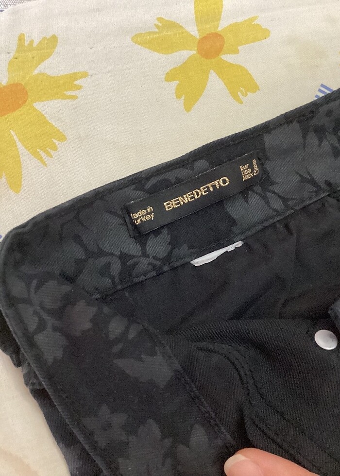 Gotik desenli pantolon - Görsel 4