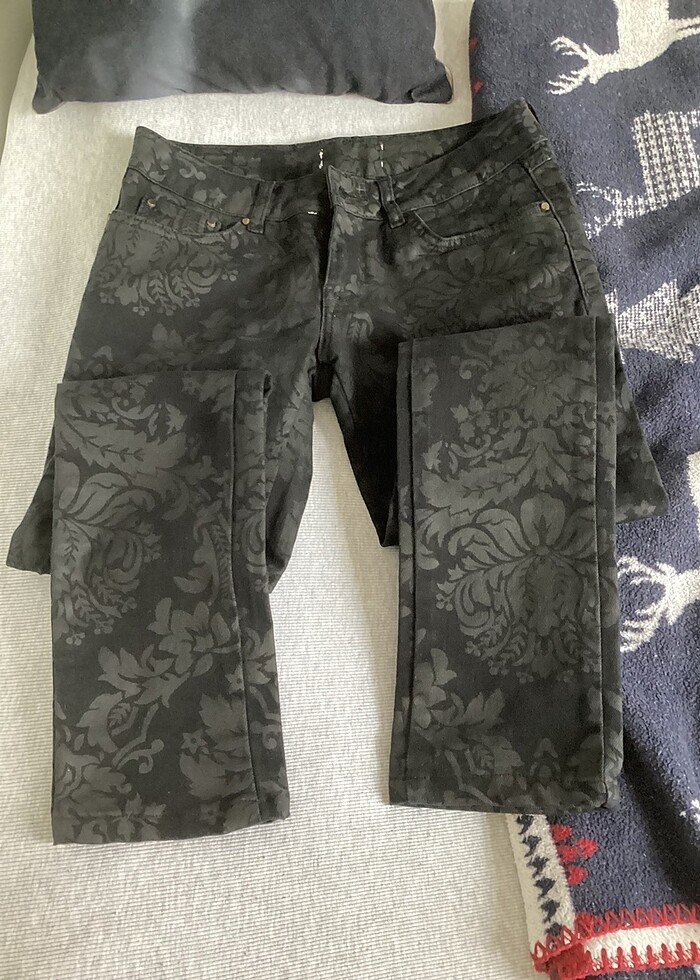 Gotik desenli pantolon - Görsel 2