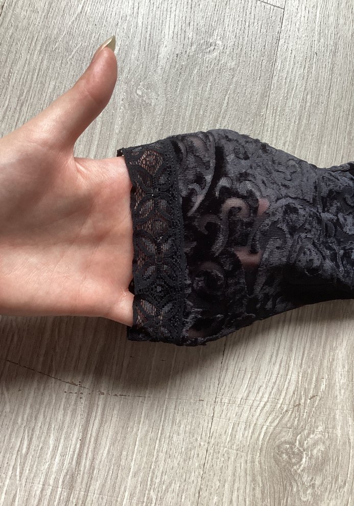 Gotik tayt — görsel 3/4