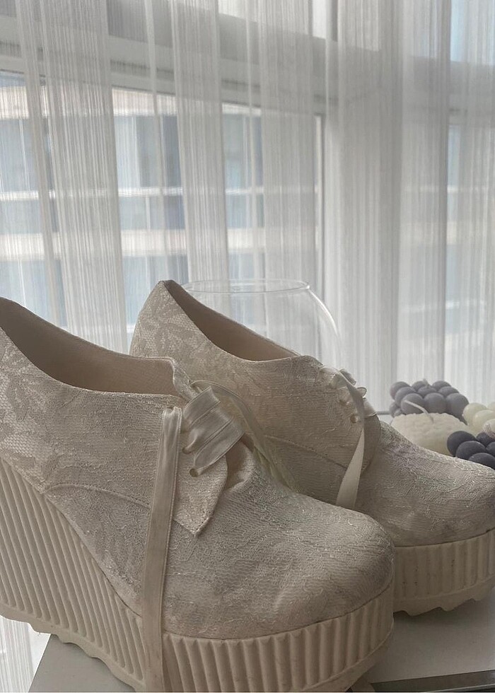 Gelinlik,nişan ayakkabısı. - Görsel 4