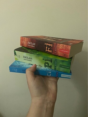 Fi Çi Pi / Azra Kohen