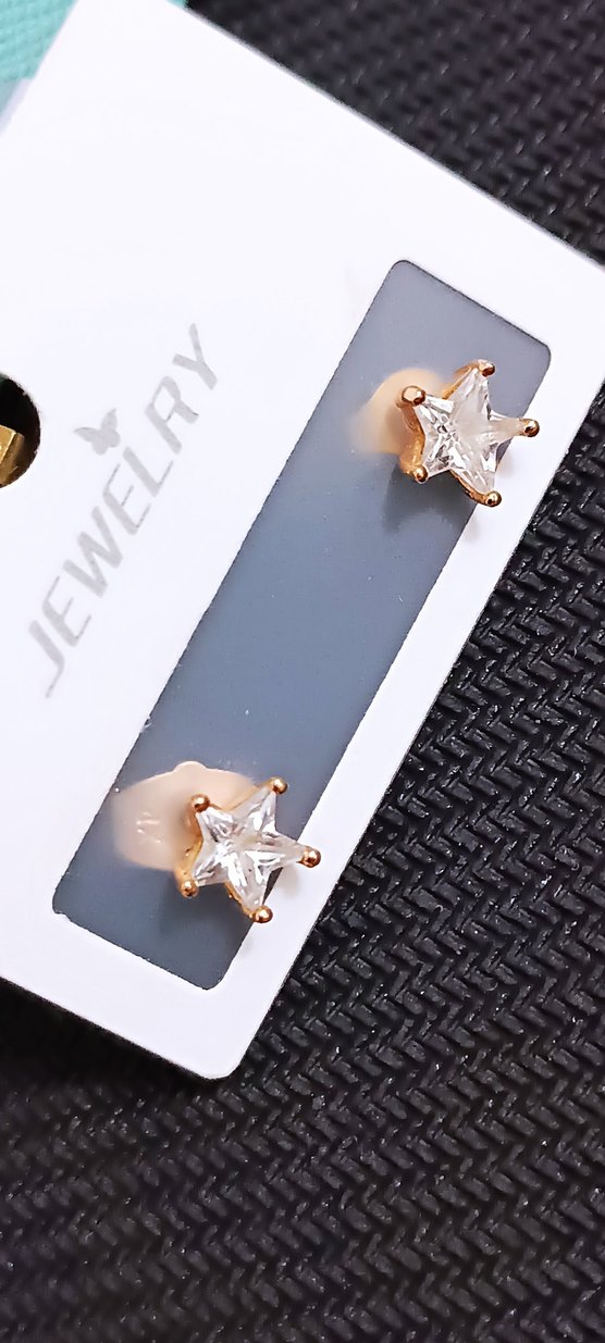 Altın Renkli Mini Yıldız Küpeler(çelik) - Görsel 3