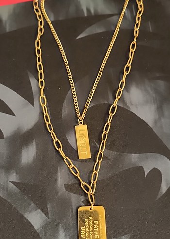 Çelik Uzun Zincir Detaylı Altın Renkli Kadın Kolye - Görsel 3