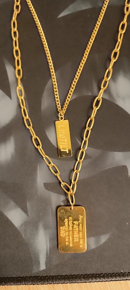 Çelik Uzun Zincir Detaylı Altın Renkli Kadın Kolye - Görsel 2