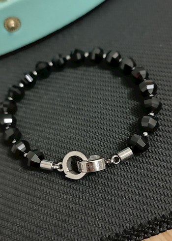 Siyah Boncuklu Gotik Bileklik - Görsel 2