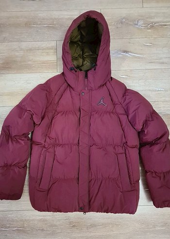 Jordan bordo mont