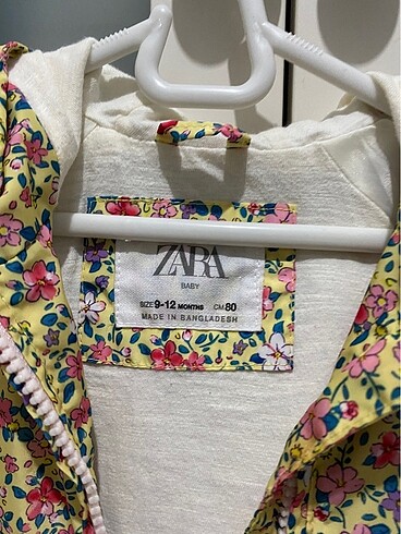 Zara Zara kız bebek yağmurluk 9-12 aylık