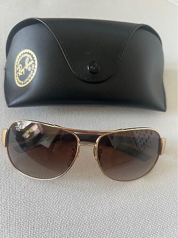 Ray Ban
