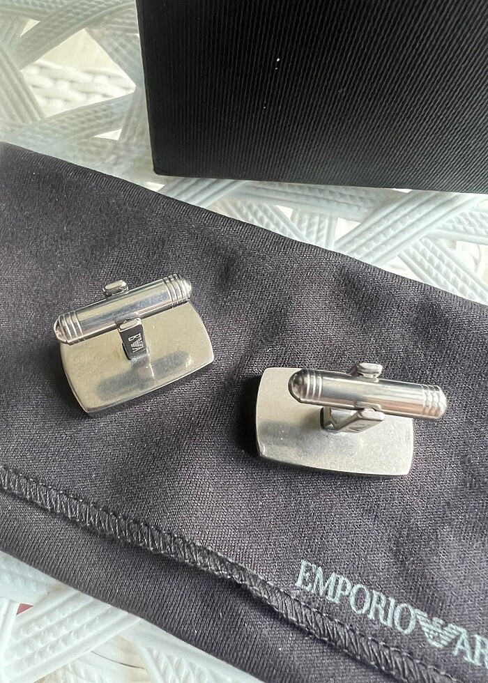 Emporio Armani kol düğmesi - Görsel 4