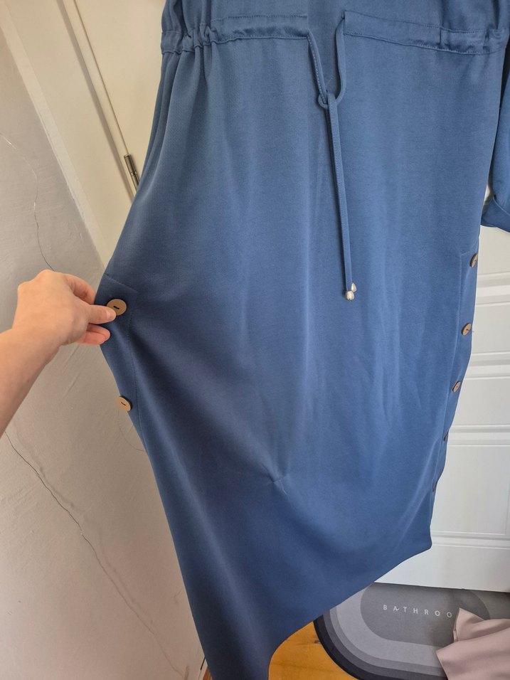 Düğmeli Uzun Kollu Lacivert Triko Elbise - Görsel 3