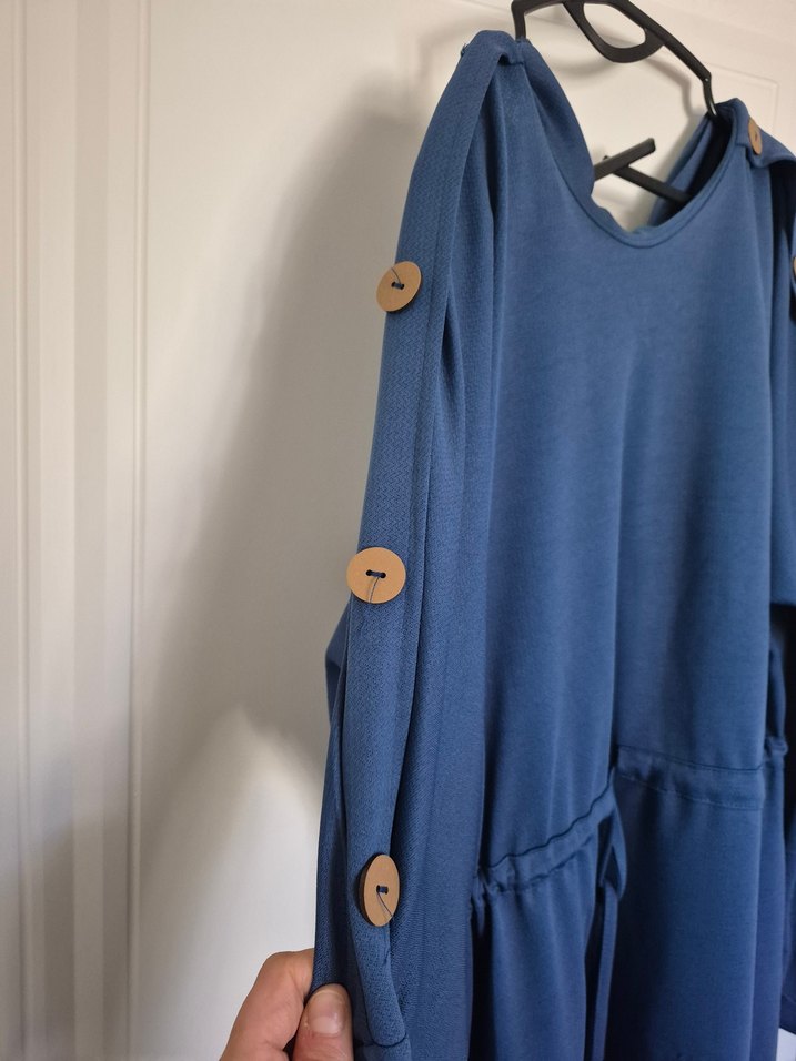 Düğmeli Uzun Kollu Lacivert Triko Elbise - Görsel 5