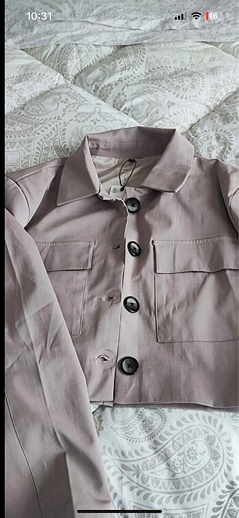 m Beden ten rengi Renk Bej Crop Ceket