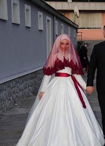 36 Beden beyaz Renk Gelinlik