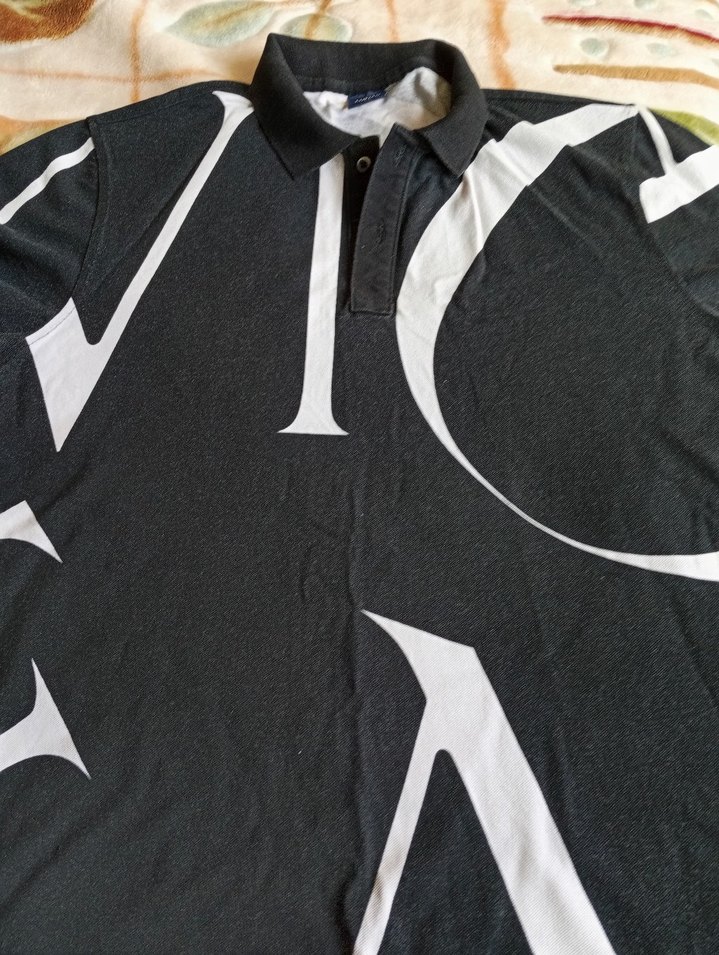 Düğmeli Siyah Gri Baskılı Erkek Polo Tişört - Görsel 3