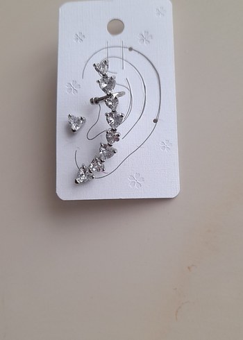 swarovski Mini Beyaz swarovski taşlı Kısa Küpe