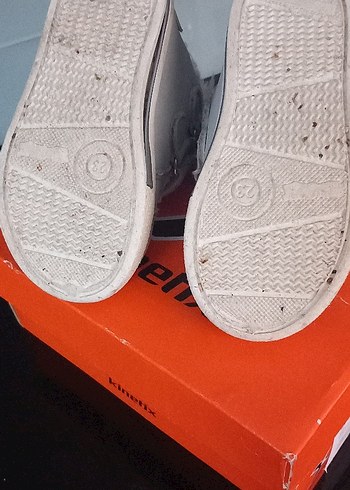 Gri kız Çocuk Cırt Cırtlı Bot - Görsel 4